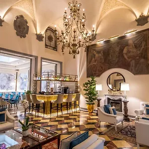 Otel Golden Tower &