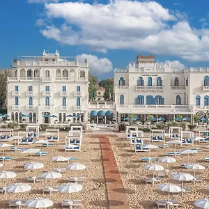 hotel-casa-bianca-al-mare.hotelinveneto.com/